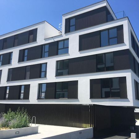 B&B Kelly Plus Lausana Exterior foto