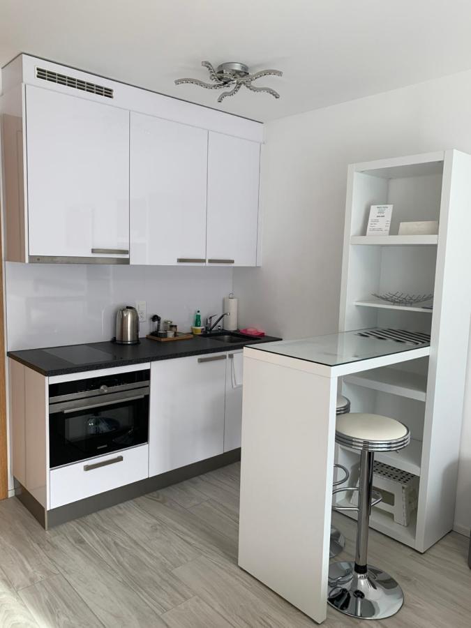 B&B Kelly Plus Lausana Exterior foto